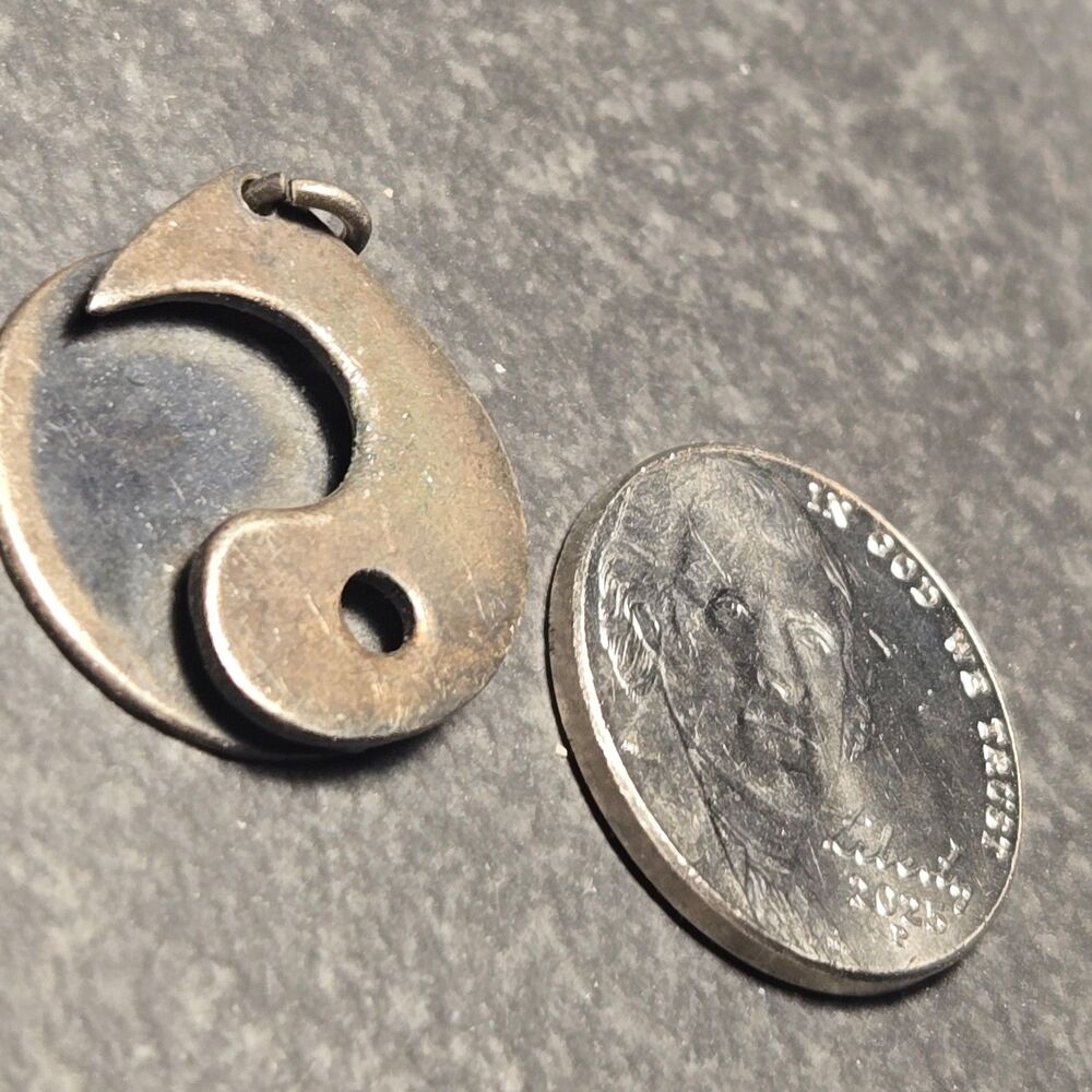 Ying Yang Phyllis Vintage Sterling Silver Pendant - Picture 2 of 5